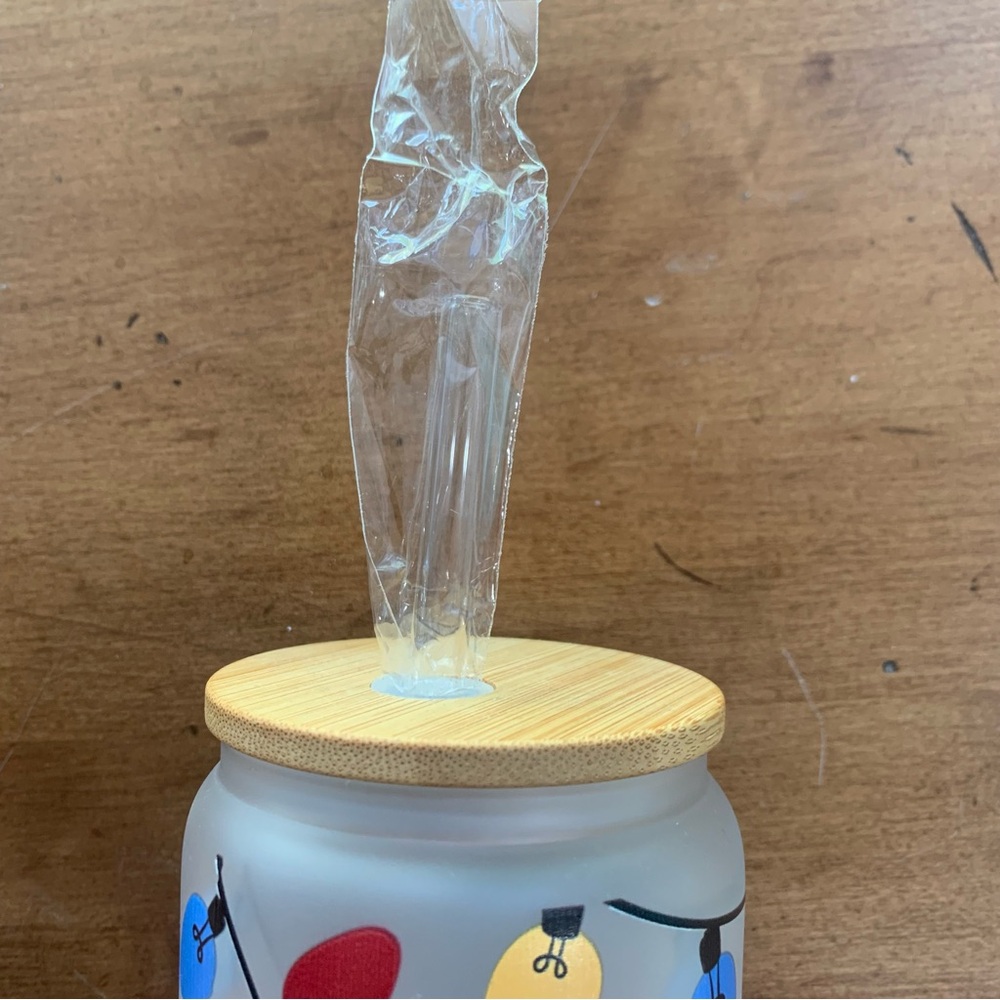 Holiday Lights Glass Drinking Cup with Straw and Bamboo Lid - Picture 2 of 7